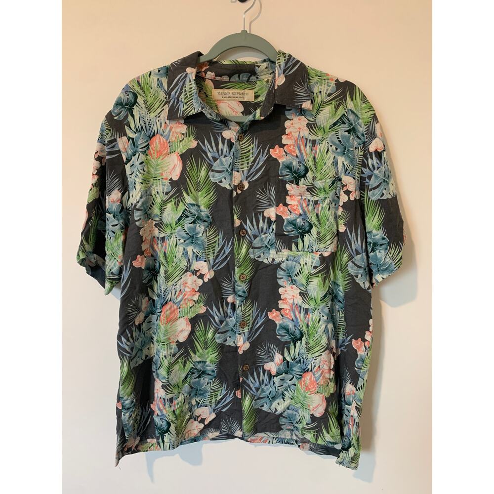 Island Republic Short Sleeve Shirt Men Size Large Silk Rayon Blend Hawaiian Blue